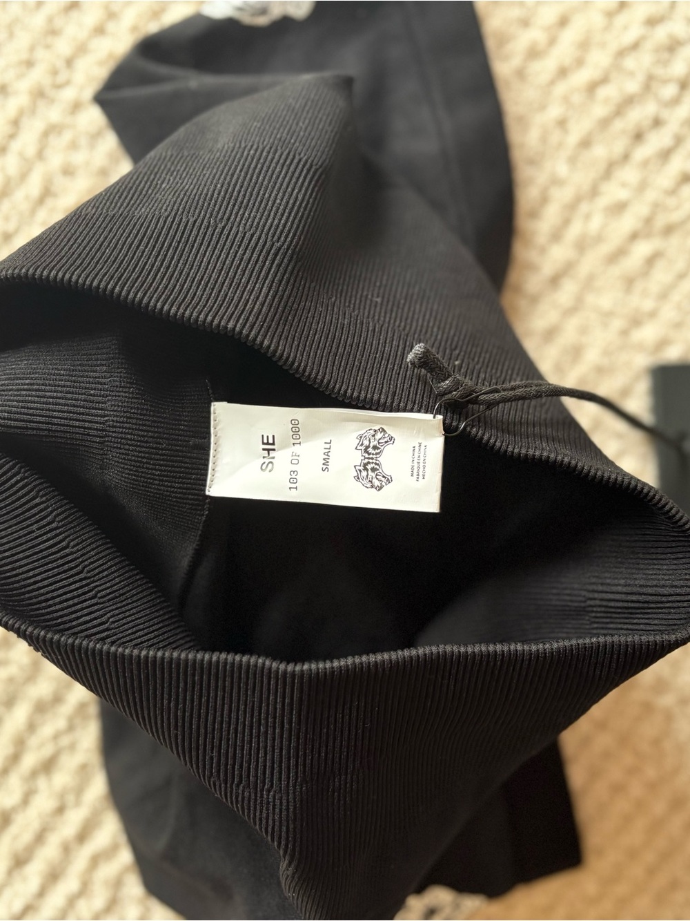 Darc Sport SHE Wolves Forever Katya Seamless Shorts Black S NWT 103/1000 - Picture 3 of 3